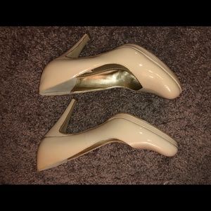 Women’s high heels